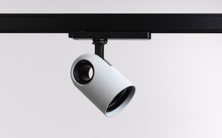 R2 31W 2797-3484LM 3-vaihekiskovalaisin