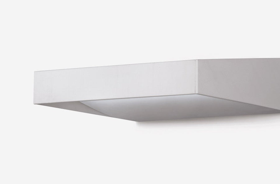 Spase L 72+192W 12626-16705LM Seinävalaisin